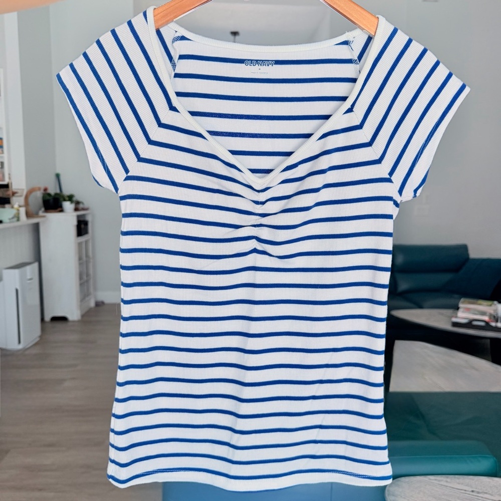 Old Navy Blue & White Striped Ribbed Ruched Tee, Size Medium